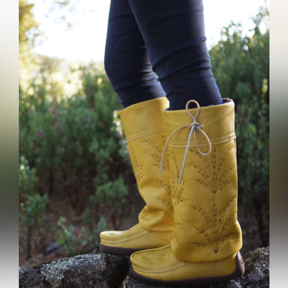 COPY - manitobah mukluks